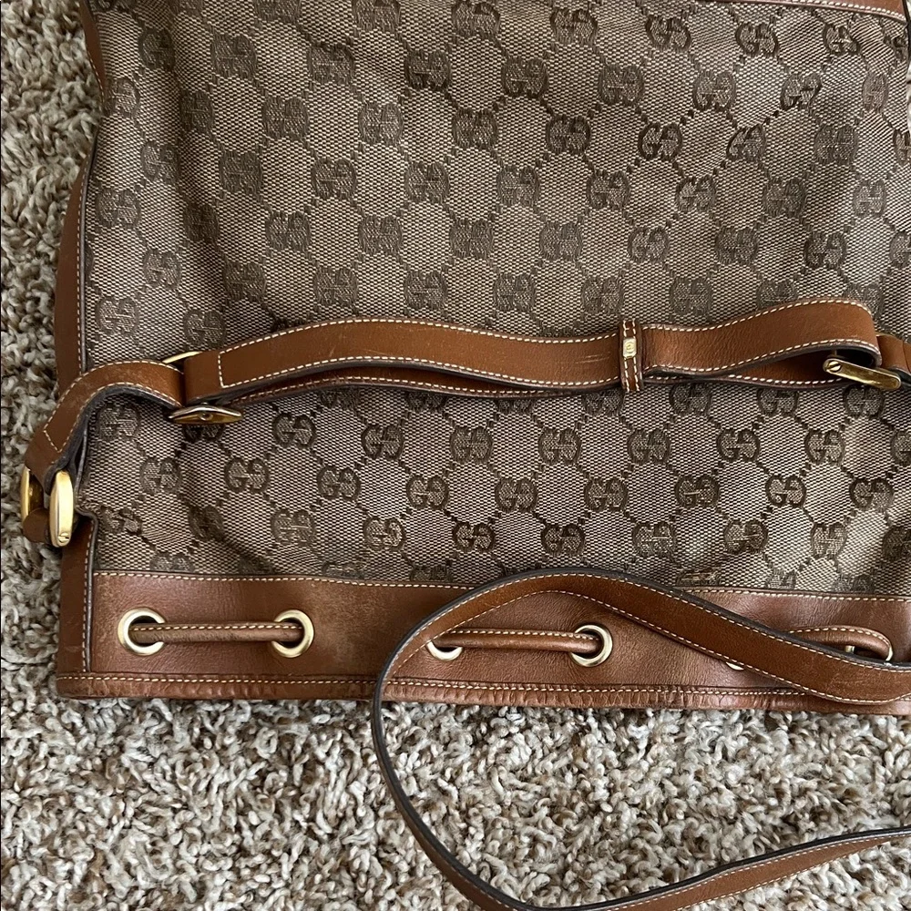Gucci Brown GG Canvas Drawstring Shoulder Bag with Tan Leather Trim - Picture 14 of 16